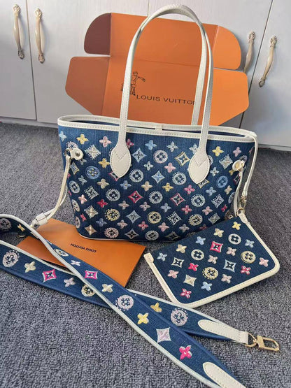 LV Master
#Big 350 DHS🪙🖤
#Small 340 DHS🪙🖤

Zain228
♥️♥️♥️