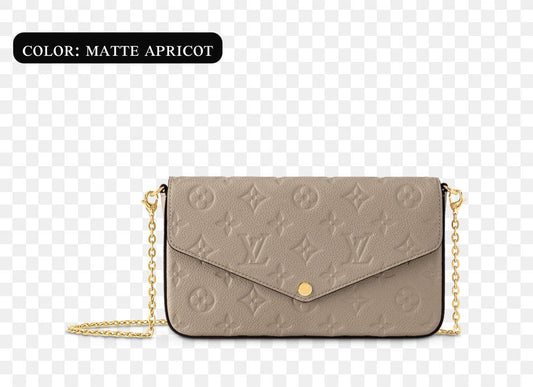 LV
ᴘᴏᴄʜᴇᴛᴛᴇ ғᴇʟɪᴄɪᴇ
ɢᴏʟᴅ ʜᴀʀᴅᴡᴀʀᴇ
ᴡɪᴛʜʙᴏx
🎁🎁🎁

ʟᴇᴀᴛʜᴇʀ/ɢᴀᴍᴏsᴀ
sɪᴢᴇ:21ᴄᴍ
75 dhs🌺

Zain56
♥️♥️♥️