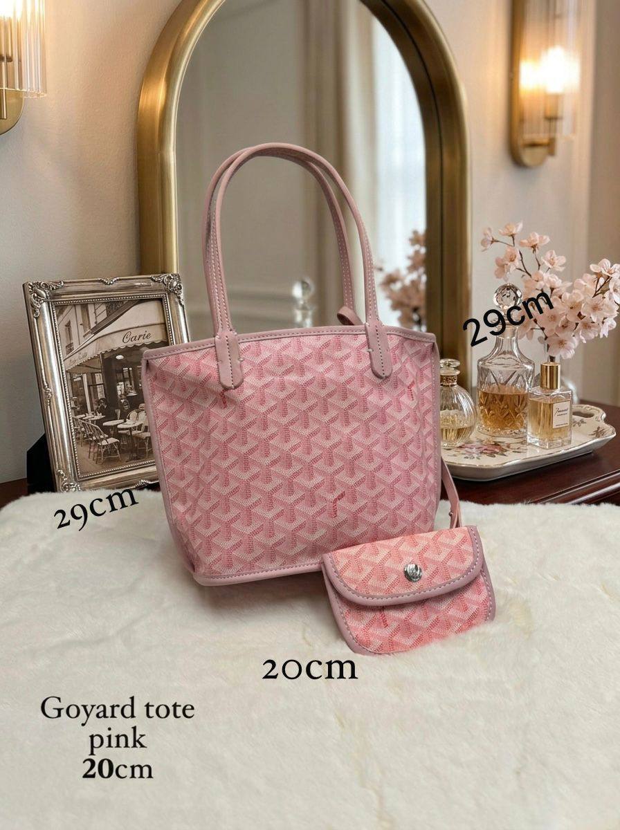 Goyard ᴍɪɴɪ ᴛᴏᴛᴇ
ʜᴀɴᴅʙᴀɢ/ᴘᴏᴜᴄʜ
ɴᴏ ʙᴏx 
ʟᴇᴀᴛʜᴇʀ
size:20ᴄᴍ
75 dhs✅

Zain56
♥️♥️♥️