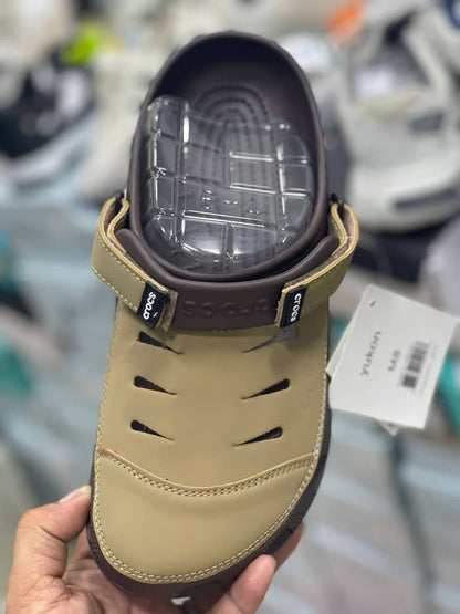 Crocs
40 to 45 size 

45 dhs💓

Zain27
♥️♥️♥️