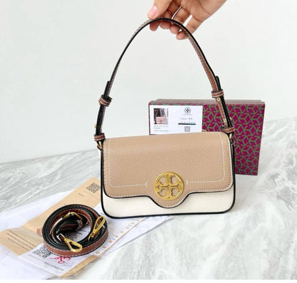 Tory Burch
with box
🎁🎁🎁

offer offer
65 dhs✅

Zain219
♥️♥️♥️