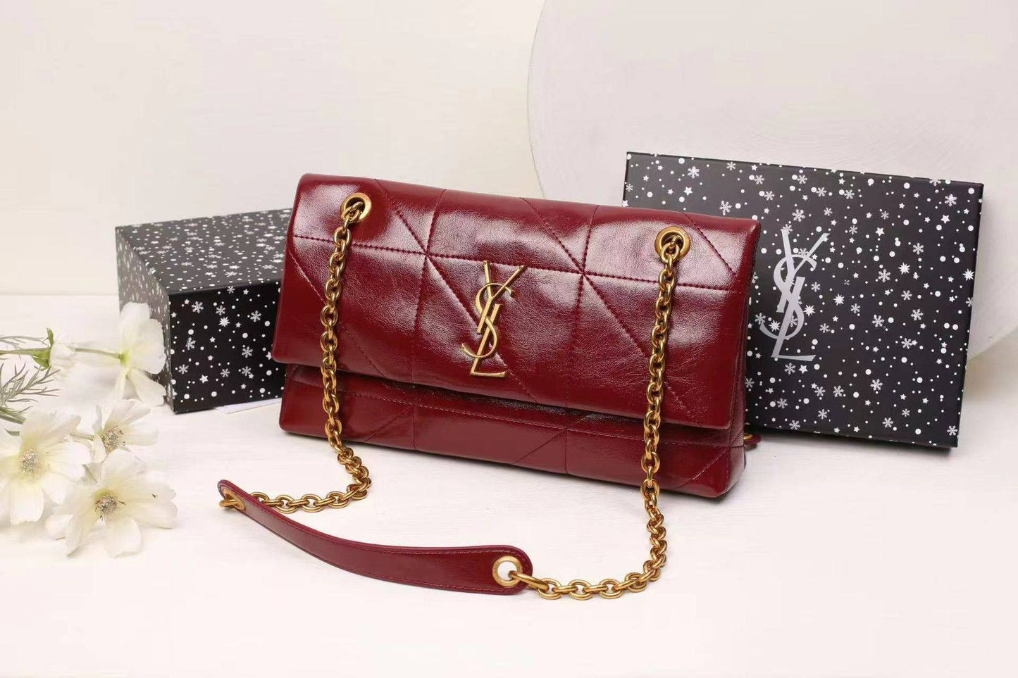 YSL
SIZE  ………28CM 🥰
95 dhs🪙🌨️

with Box
🎁🎁🎁

Zain244
♥️♥️♥️