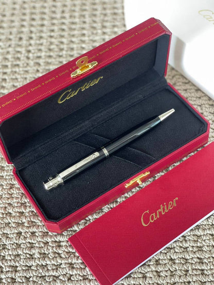 CARTIER
Pen ✍️*
*New Collection*
*Master Quality*
190 dhs✅

Zain179
♥️♥️♥️