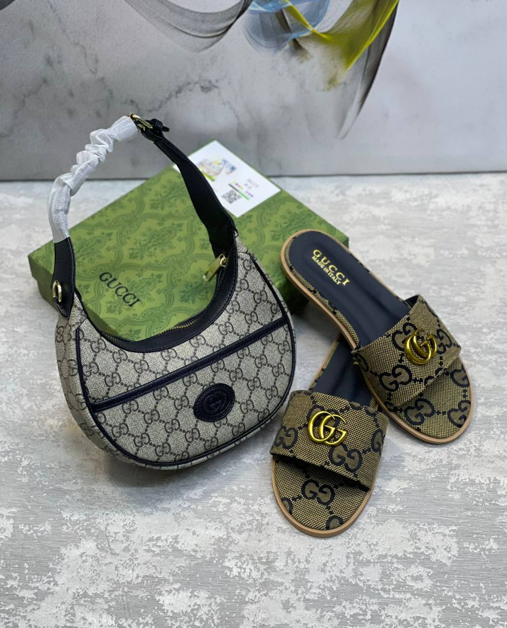 Gucci Set
Size 36-41
170 dhs✅

Zain175
♥️♥️♥️
