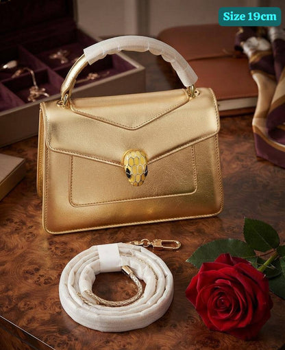 Bvlgari
Good quality 
with box 
110 dhs🇦🇪🇦🇪

Zain186
♥️♥️♥️