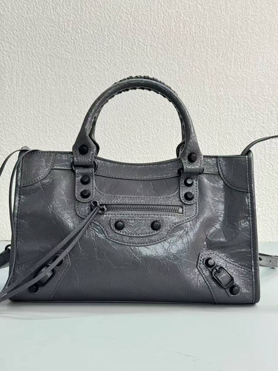 Balenciaga 
Master🌺
410 dhs✅
#30cm🥰🥰

Zain228
♥️♥️♥️