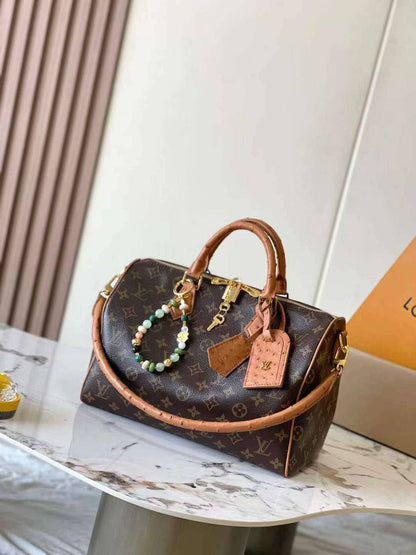 LV Master
260 dhs🪙🌺

Zain10
♥️♥️♥️