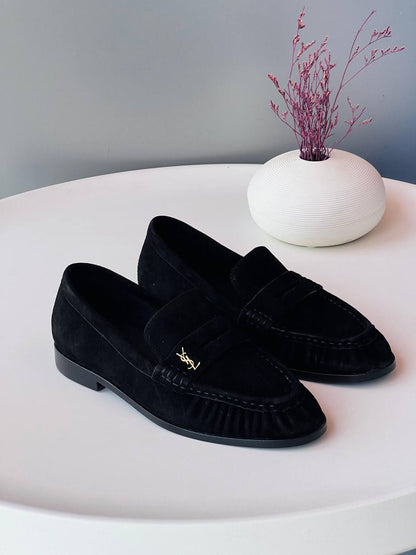 YSL 💛🤎🖤
Size 36-41
_Super master high quality_🪡
450 dhs✅

Zain176
♥️♥️♥️