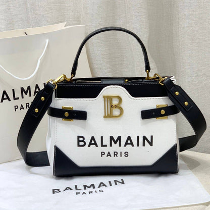 BALMAIN  
COPY ONE 
WITH BOX 
155 dhs🇦🇪🇦🇪

Zain39
♥️♥️♥️