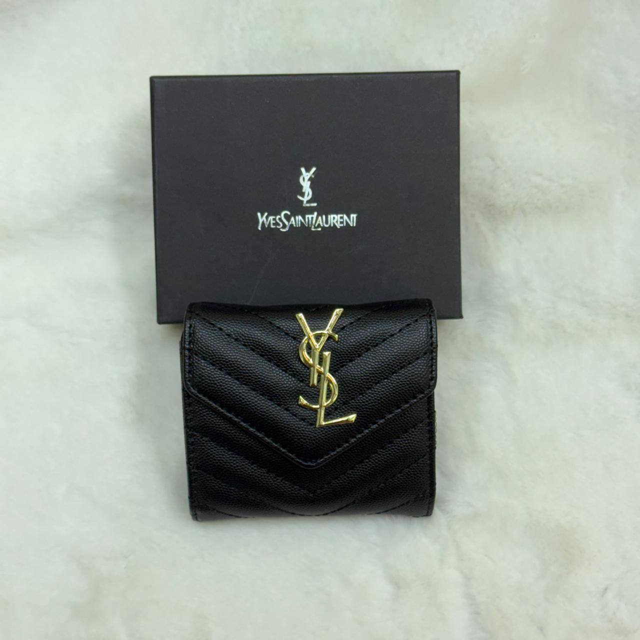 NEW CAME 
YSL WALLET 
GOOD QUALITY 

35 dhs🇦🇪
WITHBOX
🎁🎁🎁

Zain40
♥️♥️♥️
