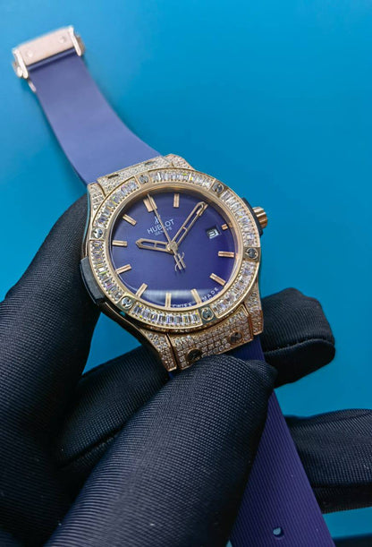 Hublot Ladies
230 dhs🪙🌨️

Zain25
♥️♥️♥️
