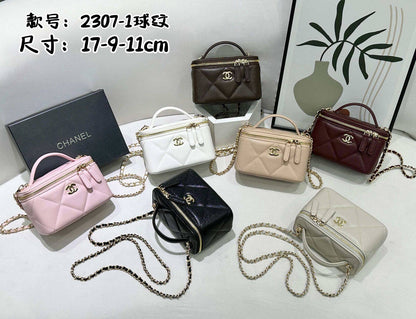 Chanel
withbox 
🎁🎁🎁

95 dhs❣️

Zain143
♥️♥️♥️