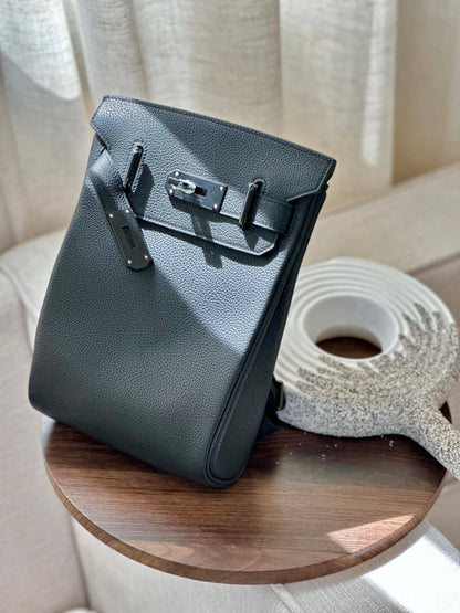 HERMES 
*❗️SHOULDER BAG❗*
*SUPER MASTER QUALITY ❗*
2700 dhs✅
*BOX WITH  PAPERBAG❗*

Zain267
♥️♥️♥️