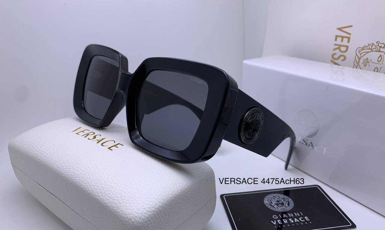 Versace
Ladies super Master quality 
180 dhs✅

Zain126
♥️♥️♥️