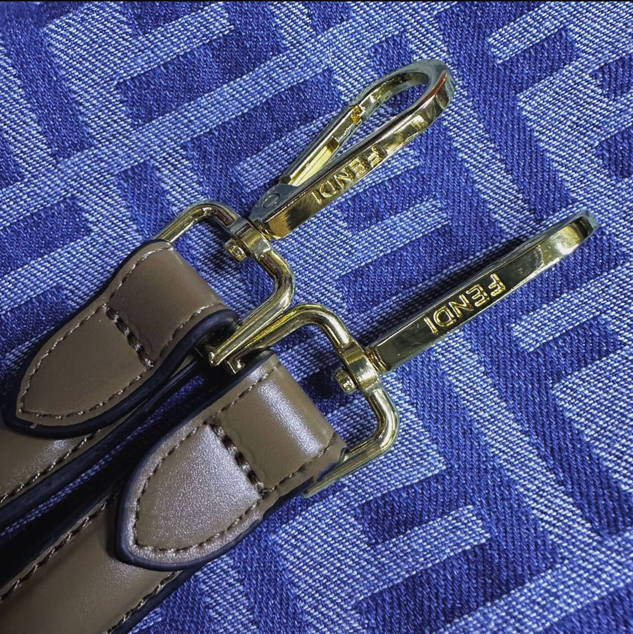 FENDI 
NEW CAME 
GOOD QUALITY 
100 dhs🇦🇪

Zain39
♥️♥️♥️
