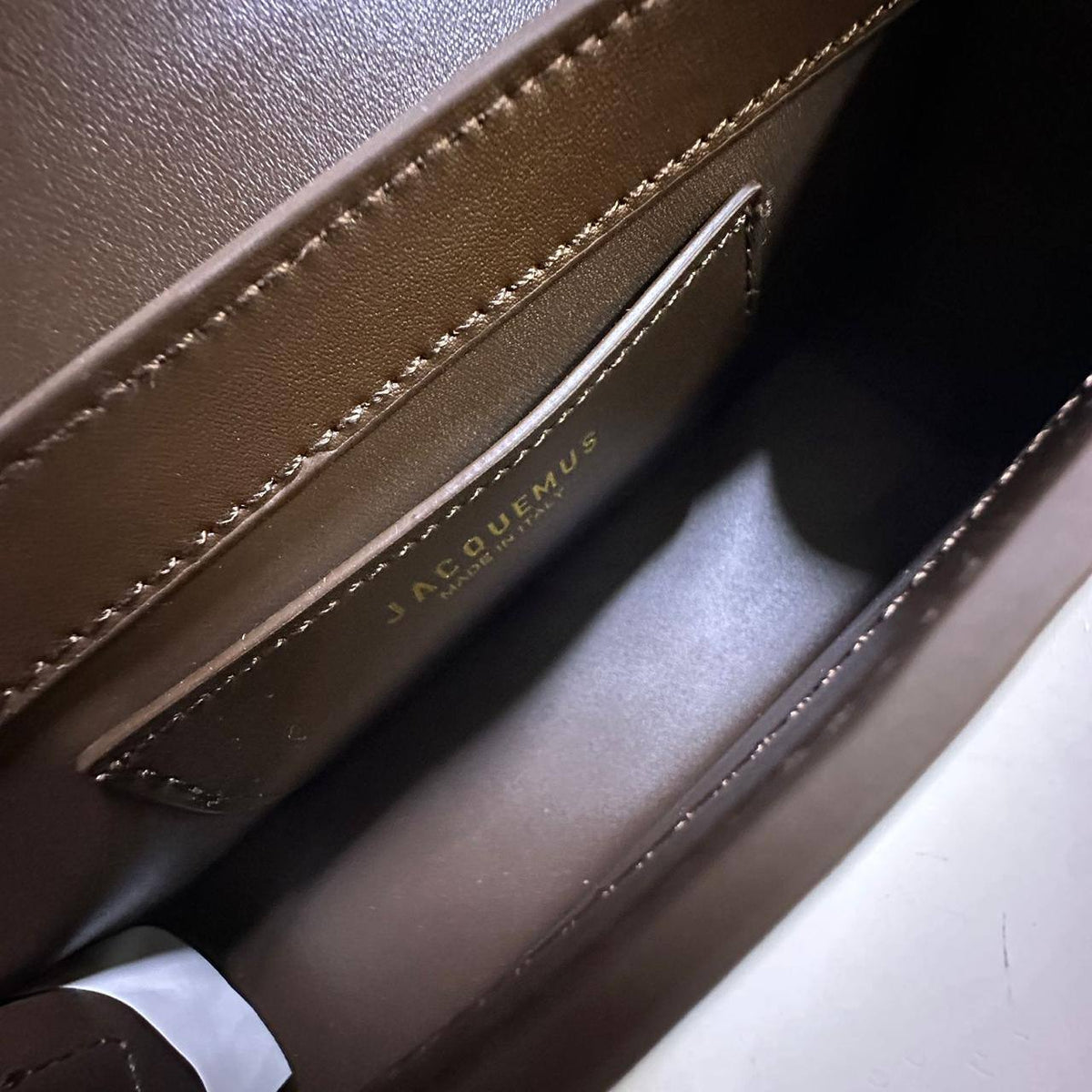 JACQUEMUS 
RESTOCK 
GOOD QUALITY 
WITH BOX 

100 dhs🇦🇪🇦🇪

SIZE: 20cm

Zain295
♥️♥️♥️