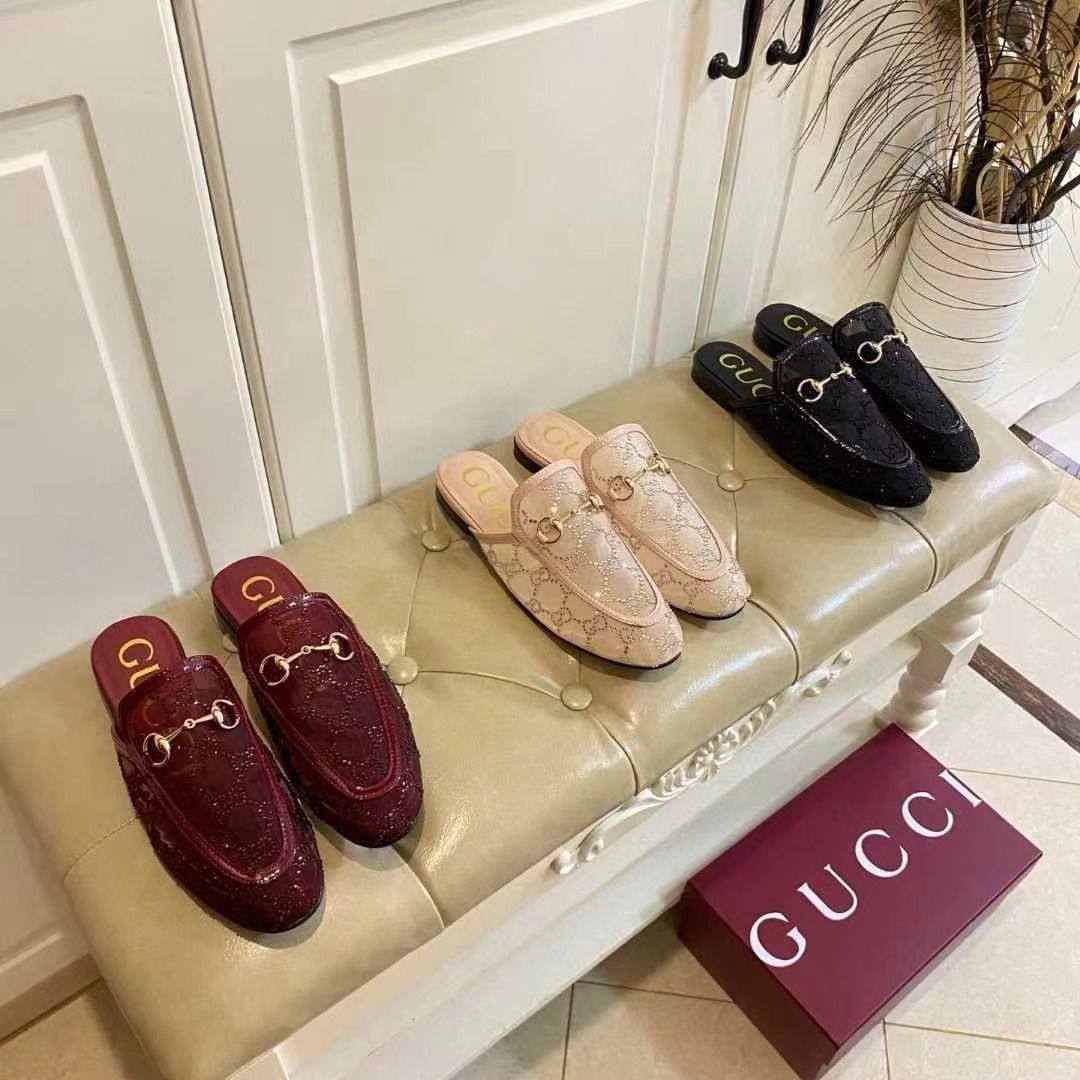 Gucci
High quality 
size 36-42 
150 dhs🪙💕

Zain132
♥️♥️♥️