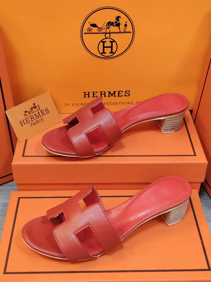 Hermes Heel 
Size 36 To 41
100 dhs✅

Zain16
♥️♥️♥️