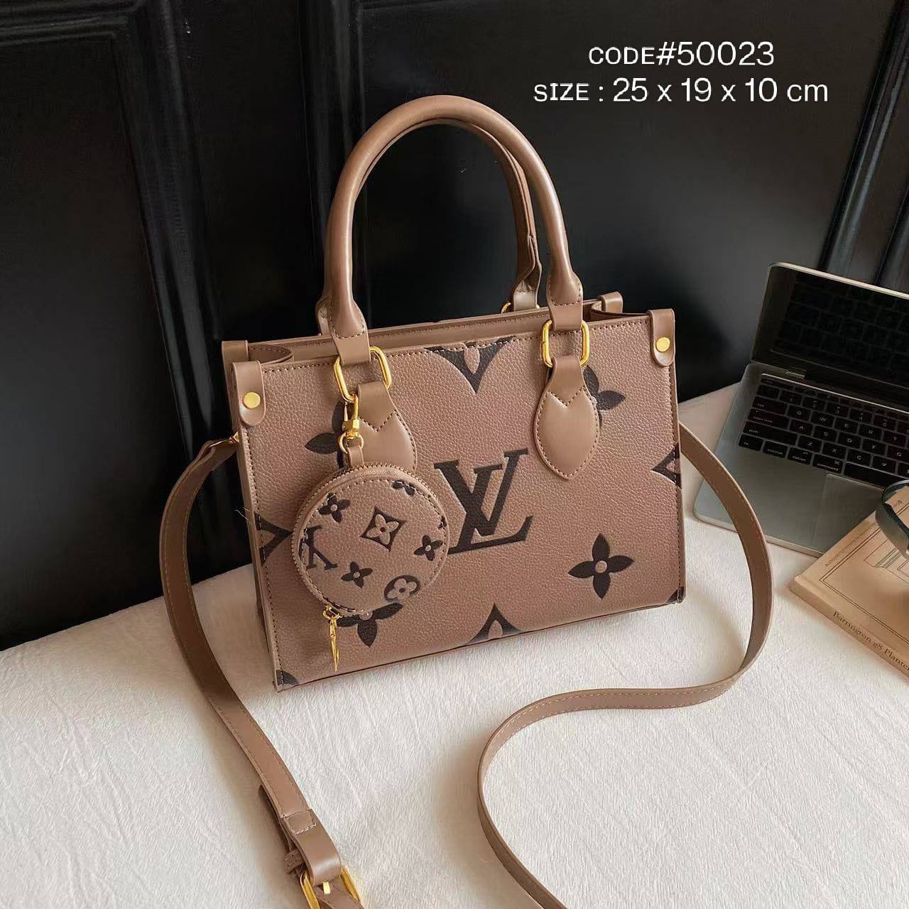 LV
ᴍɪɴɪ ᴏɴ ᴛʜᴇ ɢᴏ 
ᴢɪᴘᴘᴇʀ ᴛʏᴘᴇ ᴡ/ ᴄᴏɪɴ ᴘᴜʀsᴇ
ᴡɪᴛʜ ʟᴏɴɢ ʙᴇʟᴛ sᴛʀᴀᴘ
sɪᴢᴇ : 25 cm

70 dhs✅

Zain31
♥️♥️♥️