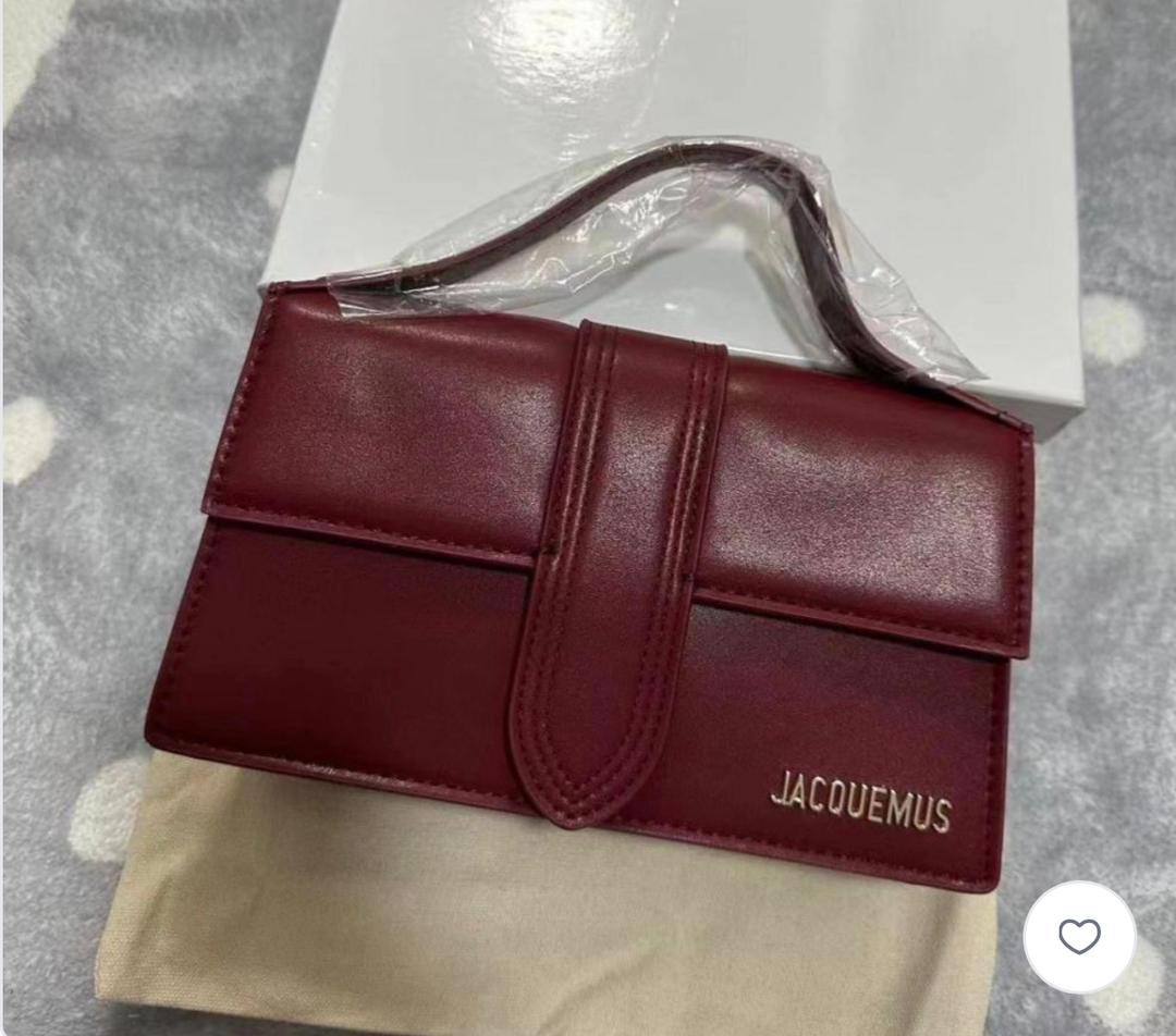 Jacquemus
110 dhs🪙🌨️
size：22CM
Good quality 

with box
🎁🎁🎁

Zain35
♥️♥️♥️