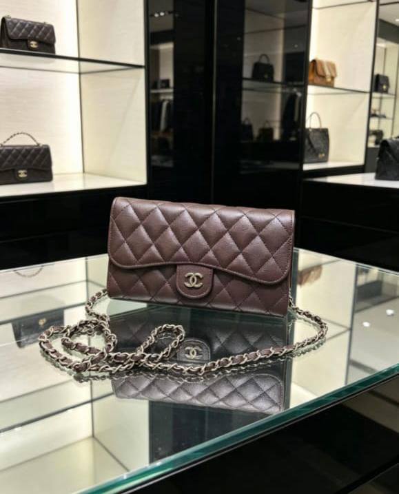 Chanel
80 dhs✅
with box
🎁🎁🎁

19/3/10

Zain07
♥️♥️♥️