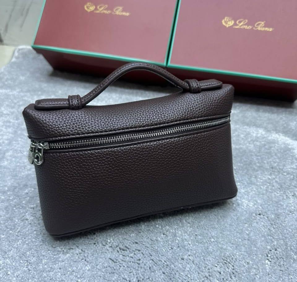 Loro Piana
withbox 
85 dhs🇦🇪🇦🇪

Zain143
♥️♥️♥️