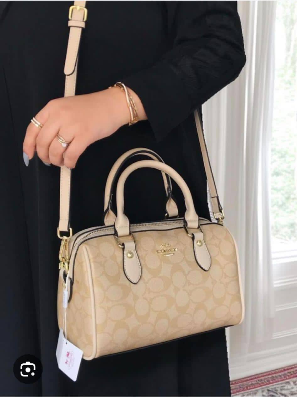 COACH 
GOOD QUALITY 
105 dhs🪙🖤

Zain200
♥️♥️♥️