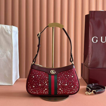 *Gucci Ophidia crystals small shoulder bag✅*
*Size 25 cm*
For Price 👇 WTSP Text Zain 0568585901

Zain274
♥️♥️♥️