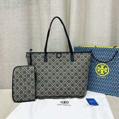 💗 Tory Bouch 2 in 1
1⃣️ First quality
Size: 40 * 30 * 17 cm
95 dhs👑

Zain115
♥️♥️♥️