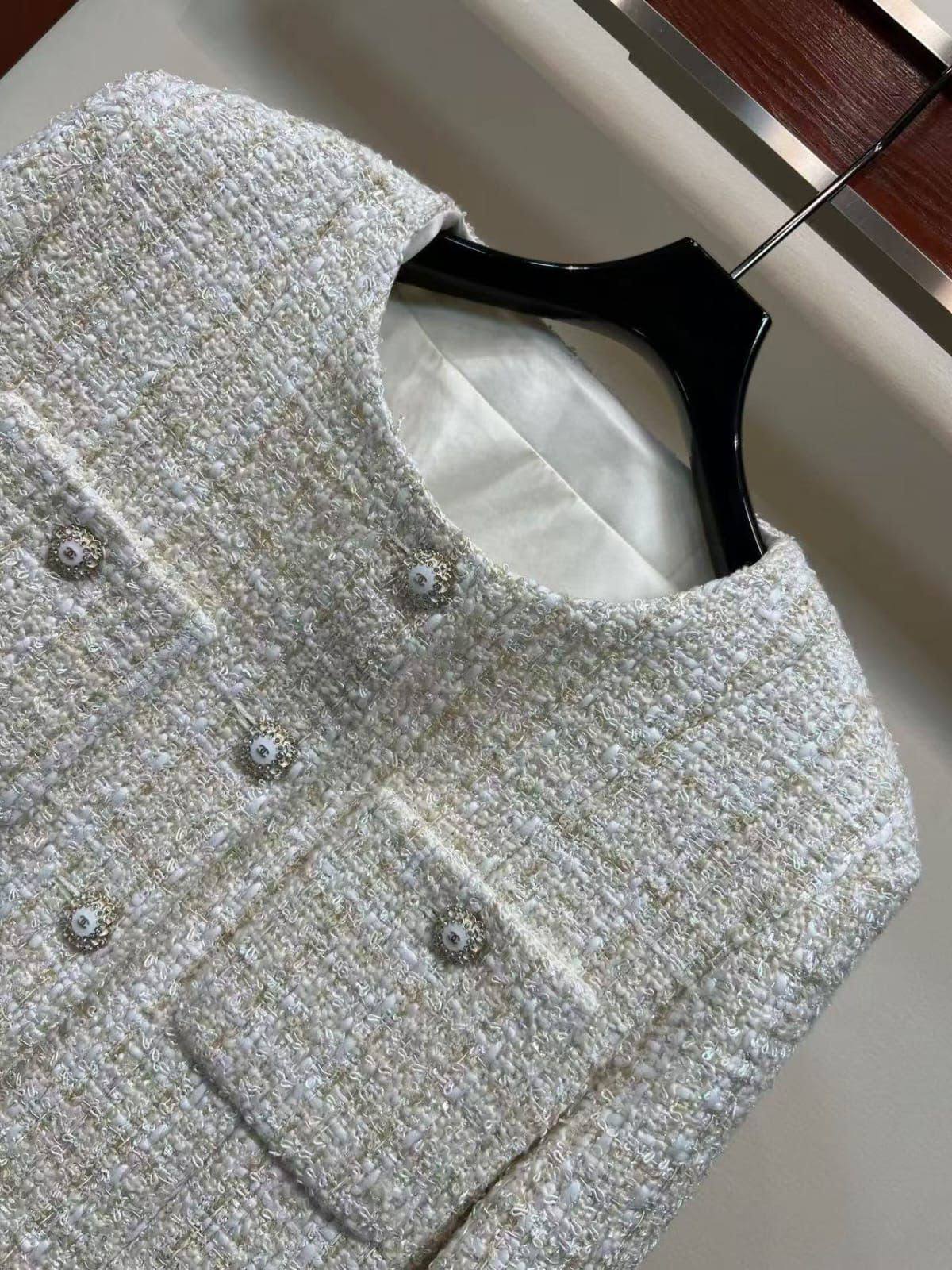 *New collections*                                                
*CHANEL*
*Super Master quality*
*Sizes: S M L XL* 
990 dhs🇦🇪🇦🇪

Zain308
♥️♥️♥️
