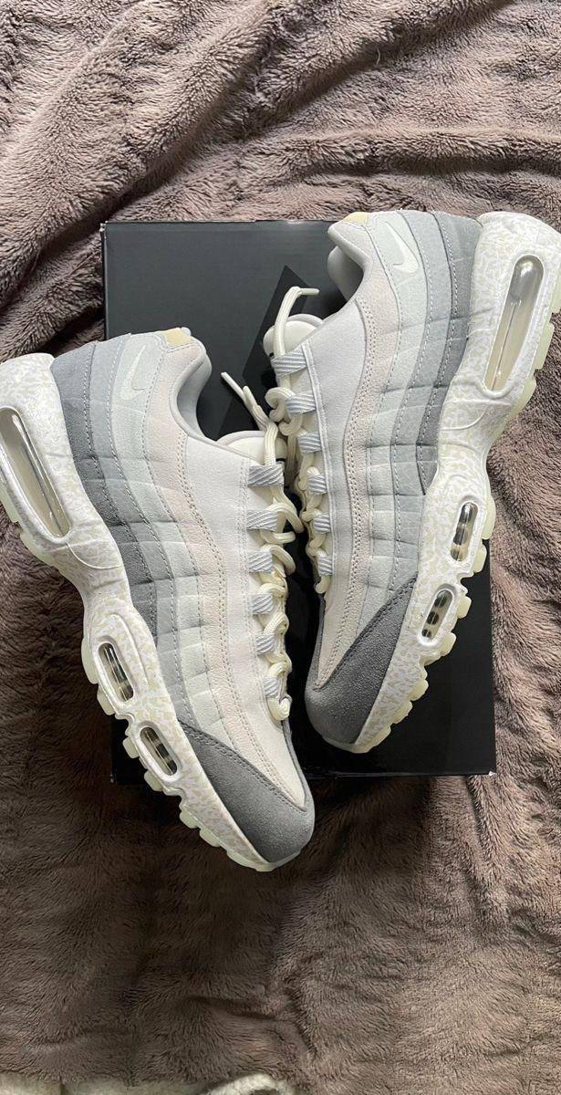 New
Size 39-45⚡️
140 dhs🪙🌨️

Zain183
♥️♥️♥️