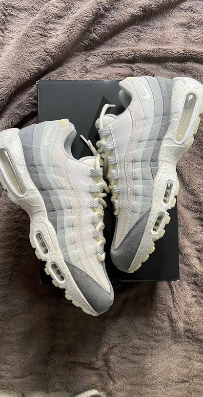 New
Size 39-45⚡️
140 dhs🪙🌨️

Zain183
♥️♥️♥️
