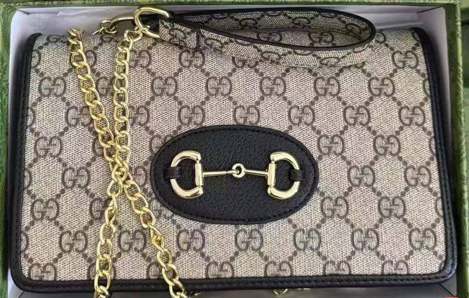 Last Stock 

With box 
🎁🎁🎁

75 dhs✅

Zain50
♥️♥️♥️