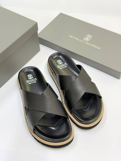 NEW CAME
MEN SLIPPER
BRUNELLO CUCINELLI
GOOD QUALITY
105 dhs🌺
39 TO 46

Zain40
♥️♥️♥️