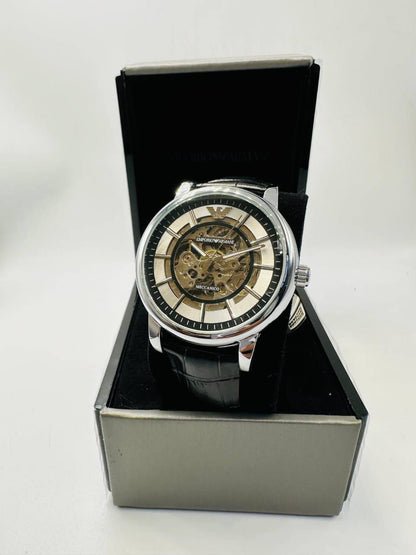 Armani Men Automatic
110 dhs🪙🌨️

Zain08
♥️♥️♥️