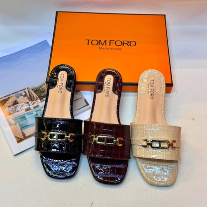 Tom Ford
Size 36 to 41
75 dhs🇦🇪

Zain236
♥️♥️♥️