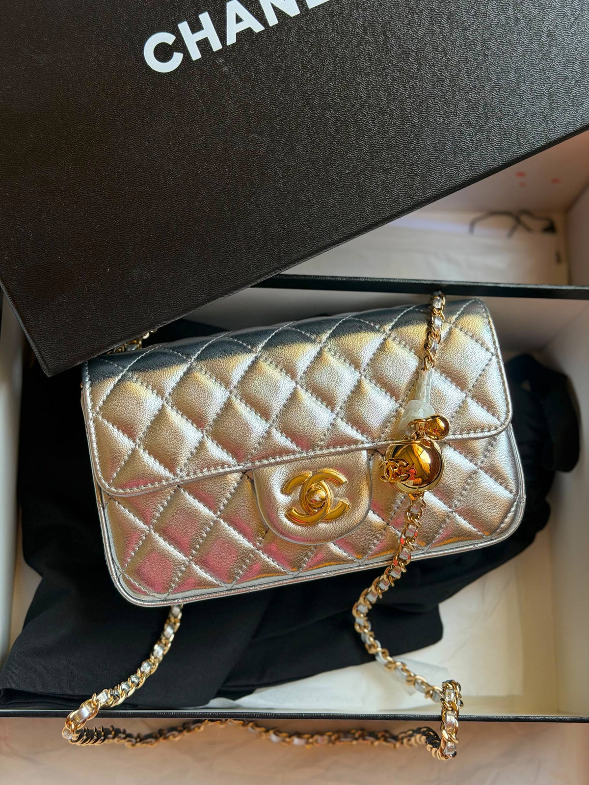 𝐂𝐡𝐚𝐧𝐞𝐥 𝐌𝐢𝐧𝐢 𝐅𝐥𝐚𝐩 
𝐂𝐥𝐚𝐬𝐬𝐢𝐜 𝐁𝐚𝐠 


For Price 👇 WhatsApp✅
0568585901 
0507557372
0552275751 Owner Zain 👌

ZainETAG 4
♥️♥️♥️