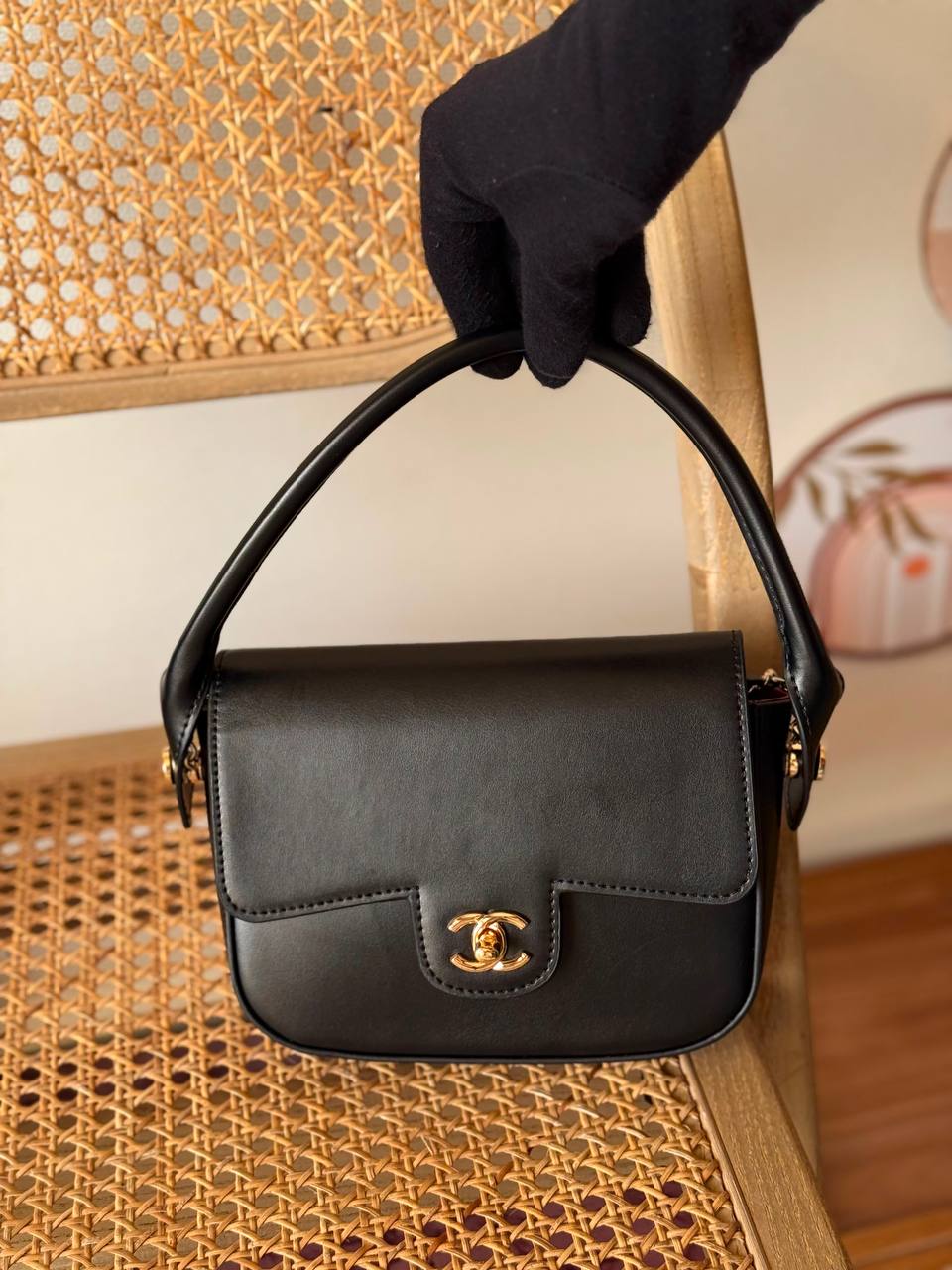 New Collection✨✨✨
CHANEL
20cm
350 dhs🇦🇪🇦🇪
*MASTER QUALITY*
With box😍

Zain167
♥️♥️♥️