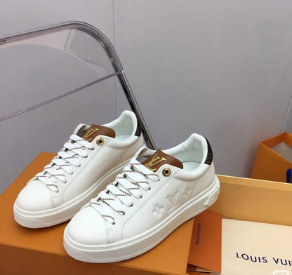 LV Shoes
Size 36-41 
150 DHS🇦🇪🇦🇪

Zain40
♥️♥️♥️