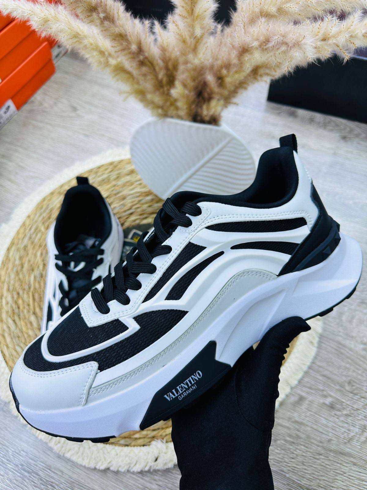 New Master
High quality 
size 40-45 
230 dhs🪙🌨️

Zain132
♥️♥️♥️