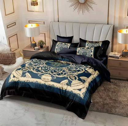 Master quality 
King size bed 
Comforter set
1 comfort  
1 bedsheets 
4 pillowcases 
6pcs set
150 dhs🇦🇪🇦🇪

Zain99
♥️♥️♥️