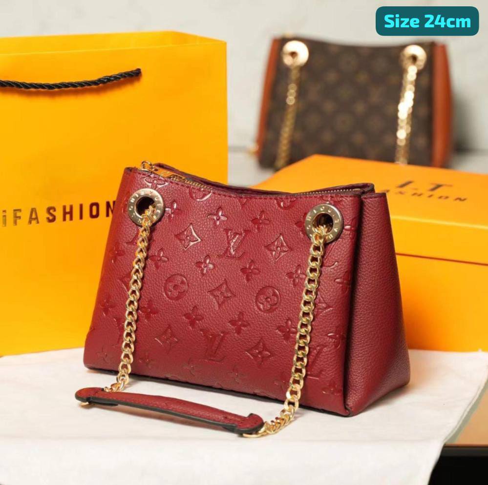 LV

Best quality

With box’s
🎁🎁🎁

110 dhs💓
size 24cm

Zain158
♥️♥️♥️