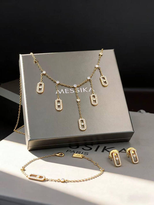 MESSIKA
SET 💫✨
NECKLACE BRACELET EARRINGS
120 DHS✅
 WITH BOX AND PAPER BAG🛍️🎁

Zain89
♥️♥️♥️