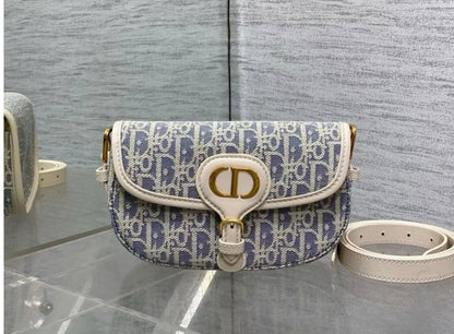Dior

Withbox 

95 dhs🇦🇪🇦🇪🇦🇪

Zain38
♥️♥️♥️