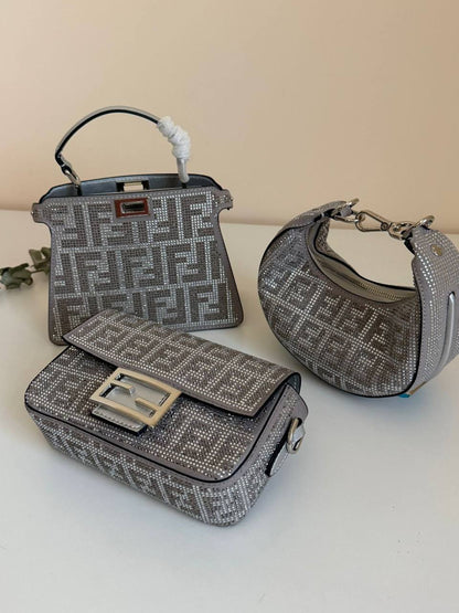 New Stock
Fendi ❣️
Master
270 dhs✅

Zain134
♥️♥️♥️