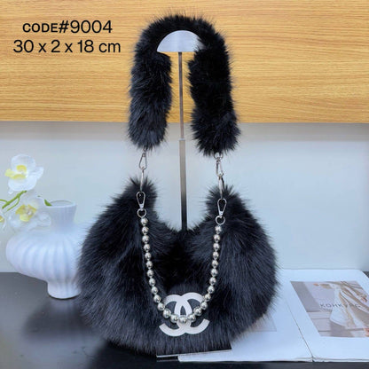 CHANEL ᴡɪɴᴛᴇʀ's ʙᴀɢ
ғᴀᴜx ғᴜʀ ʜᴀɴᴅʙᴀɢ
sɪʟᴠᴇʀ ʜᴀʀᴅᴡᴀʀᴇ
ɪɴᴛᴇʀʟᴏᴄᴋɪɴɢ C ʟᴏɢᴏ
ᴡɪᴛʜ ʙᴇᴀᴅᴇᴅ ᴄʜᴀɪɴ sᴛʀᴀᴘ
sɪᴢᴇ: 30 cm

60 dhs🗽

Zain31
♥️♥️♥️