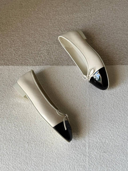 Chanel
Master Quality
Size 36 to 41
400 dhs✅

Zain288
♥️♥️♥️