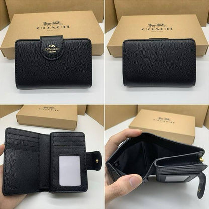 Coach 
Wallets Master
125 dhs💓

Zain248
♥️♥️♥️