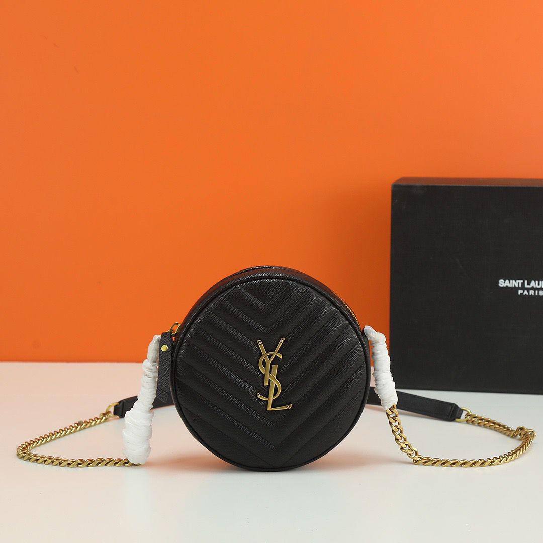 Prada - YSL - Master Bags 👌
For Price 👇 WTSP Text Zain 0568585901

Zain142
♥️♥️♥️