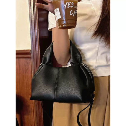POLÈNE 

RESTOCK 

GOOD QUALITY 

WITH BOX 

110 DHS🇦🇪🇦🇪🇦🇪
Zain295
♥️♥️♥️